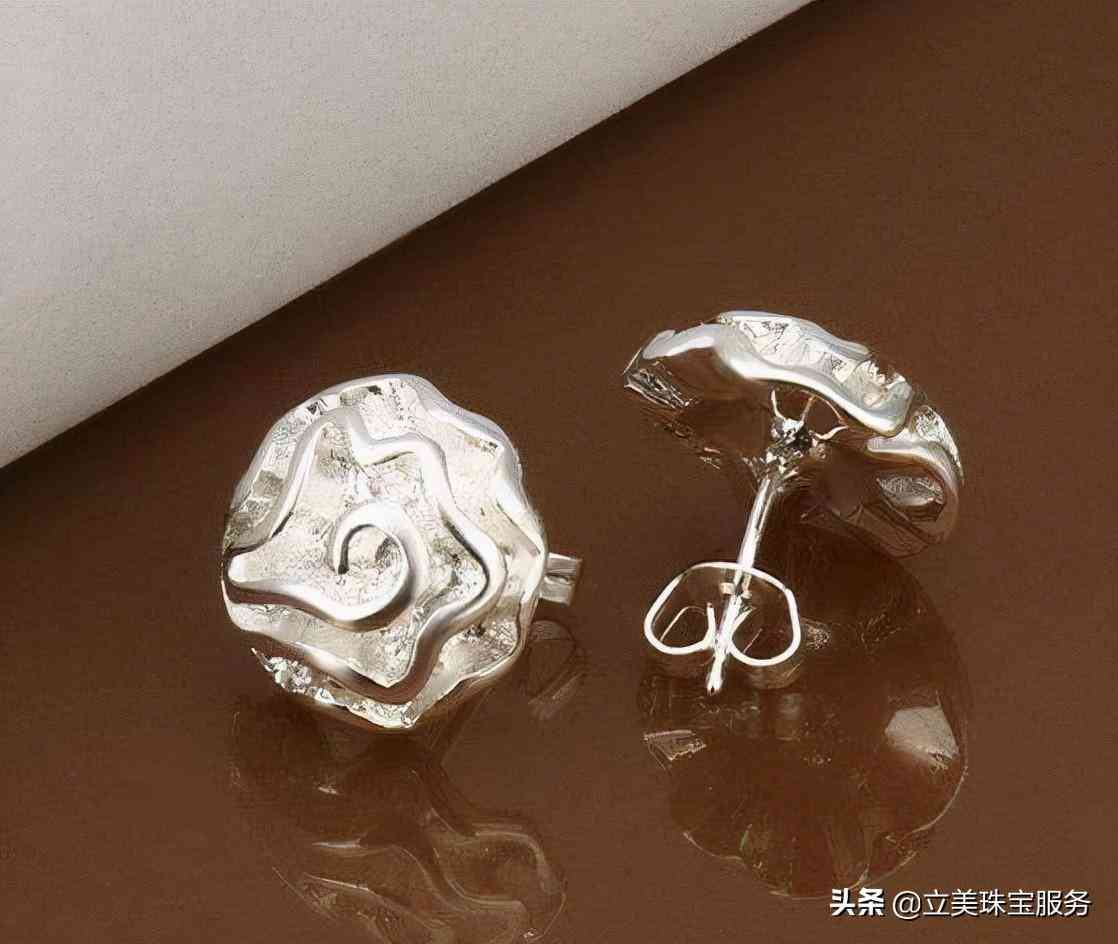 s999千足銀多少錢一克(s990千足銀多少錢一克)