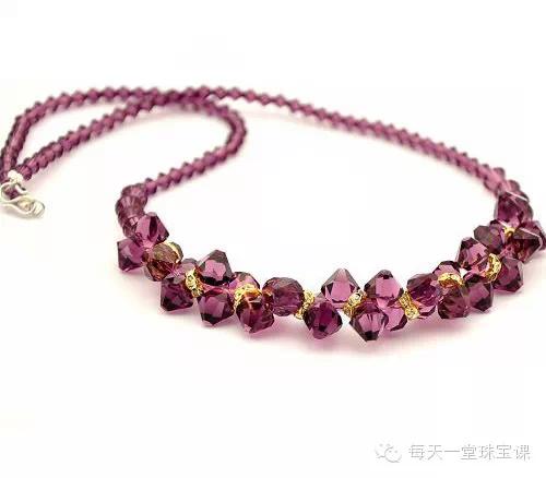 天然水晶手串價(jià)格是多少(天然白水晶手串價(jià)格)