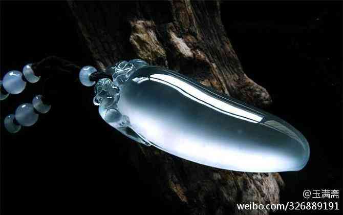 玉髓和玉的區(qū)別哪個(gè)值錢(玉髓和玉的區(qū)別哪個(gè)值錢些)