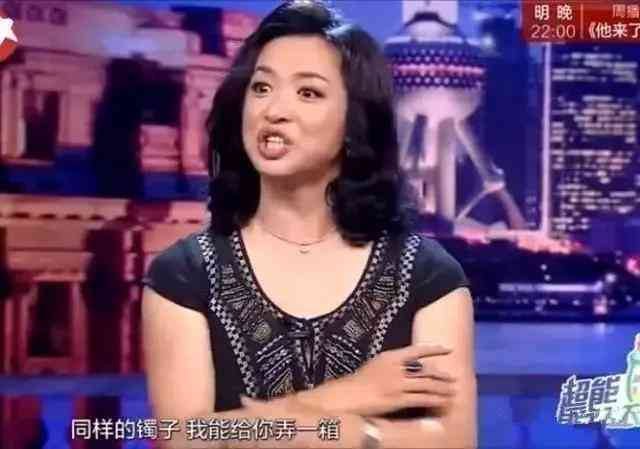 假的翡翠手鐲是用什么做的(假的翡翠手鐲戴久會有什么變化)插圖1