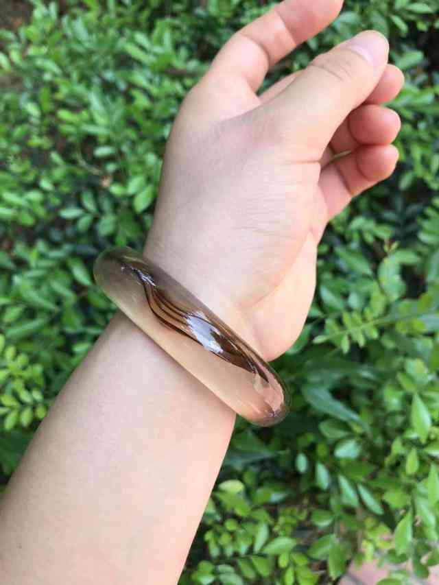 瑪瑙和玉哪個養人(幾十塊錢的瑪瑙能戴嗎)