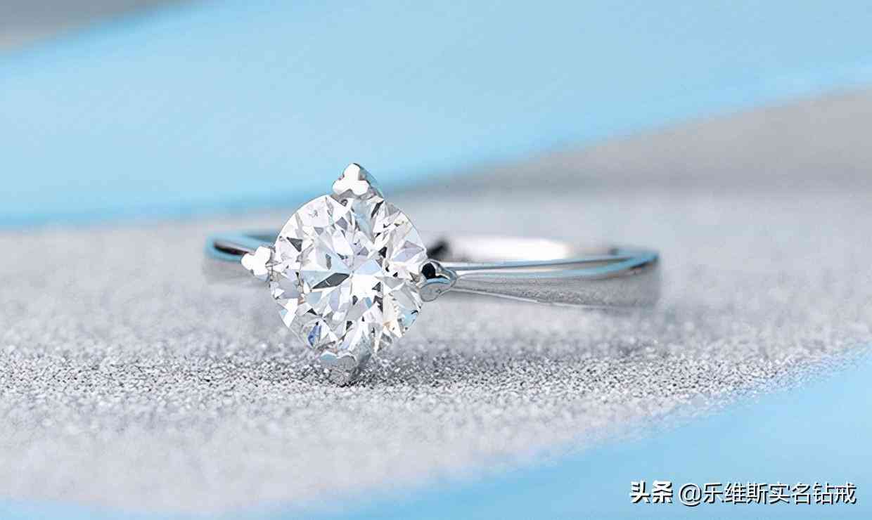 訂婚戒指什么時候買(訂婚戒指什么時候買最好)插圖3