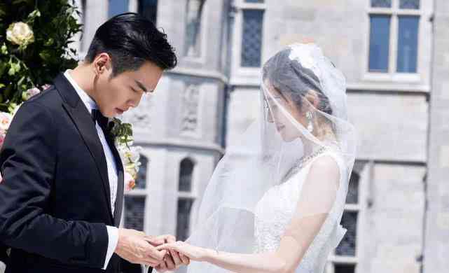 婚禮交換戒指是對戒還是鉆戒(婚禮交換戒指在哪個環節)插圖1