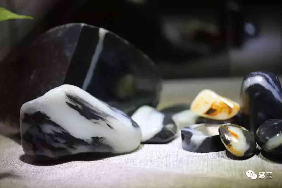 和田玉籽料怎么區(qū)分等級(和田玉籽料最好的級別)插圖4