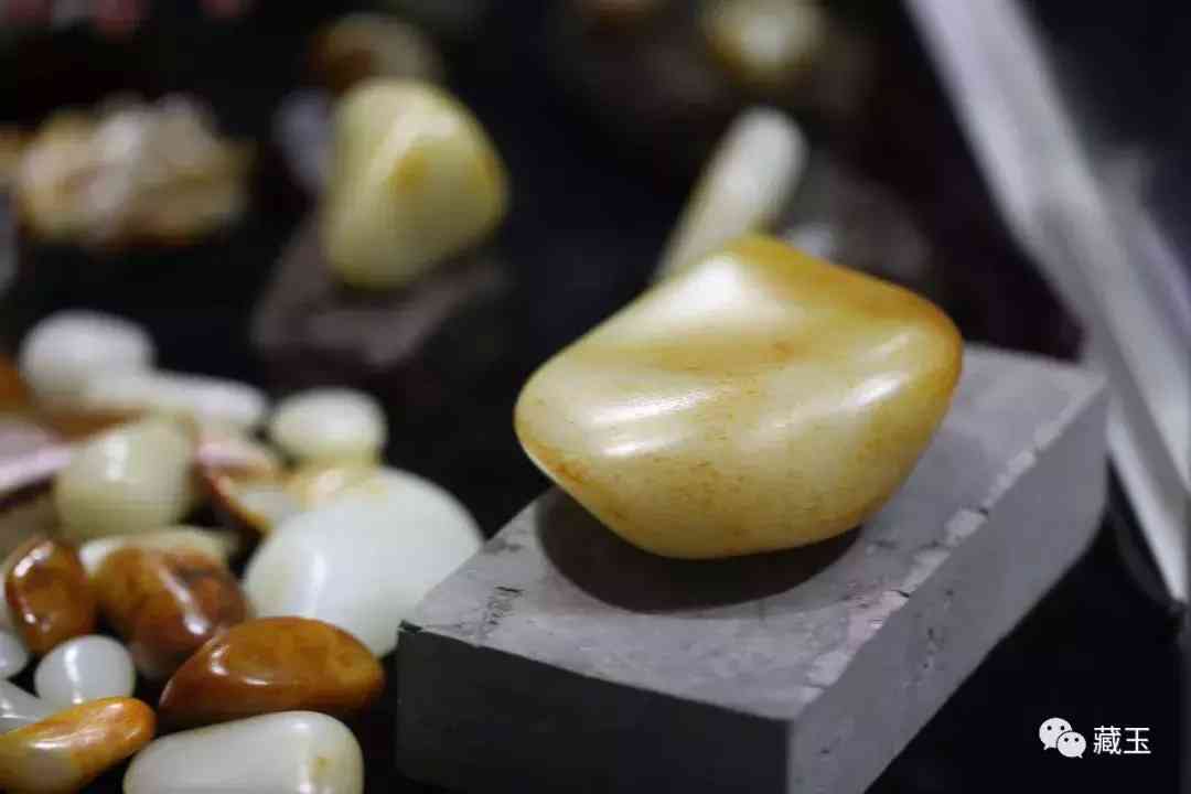 和田玉籽料怎么區(qū)分等級(和田玉籽料最好的級別)插圖9