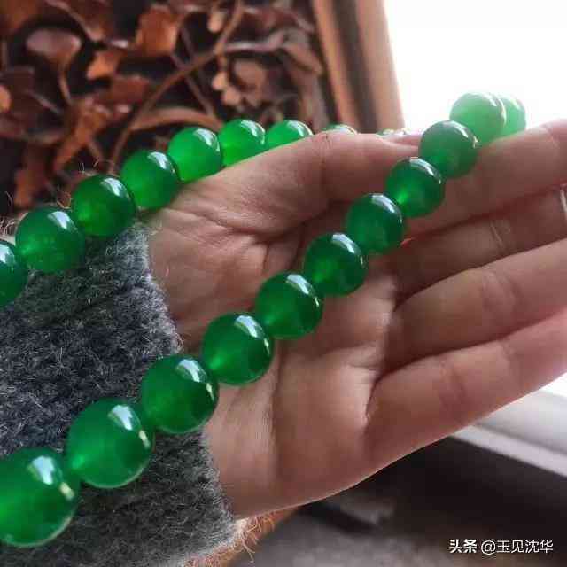 老坑玻璃種帝王綠價格(玻璃種帝王綠48億手鐲)插圖3