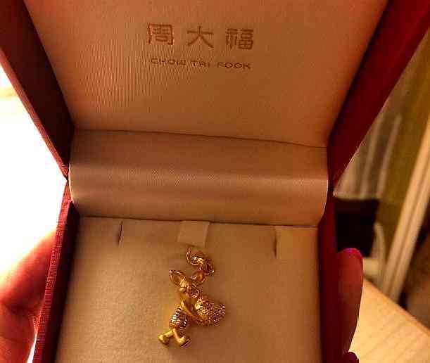 周大福和老鳳祥哪個品牌好(周大福和老鳳祥哪個好一點)