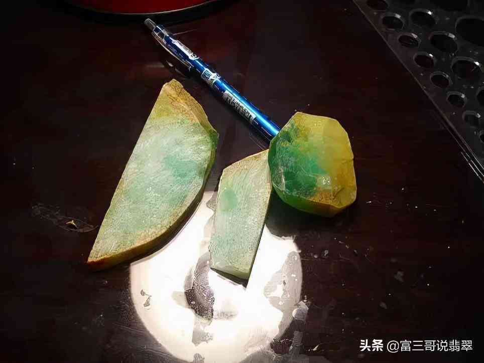 翡翠原石的切割全技巧(翡翠原石的切割方法)插圖7