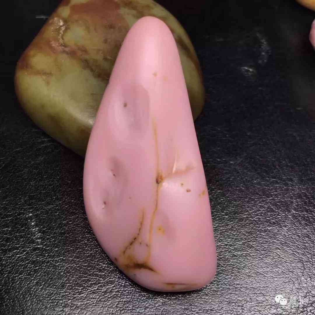 和田玉籽料顏色等級(和田玉籽料顏色等級價格表)插圖21