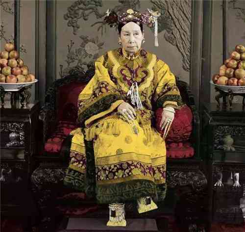 世界極品國(guó)寶級(jí)翡翠(世界極品國(guó)寶級(jí)翡翠畫(huà)面奇石)插圖1