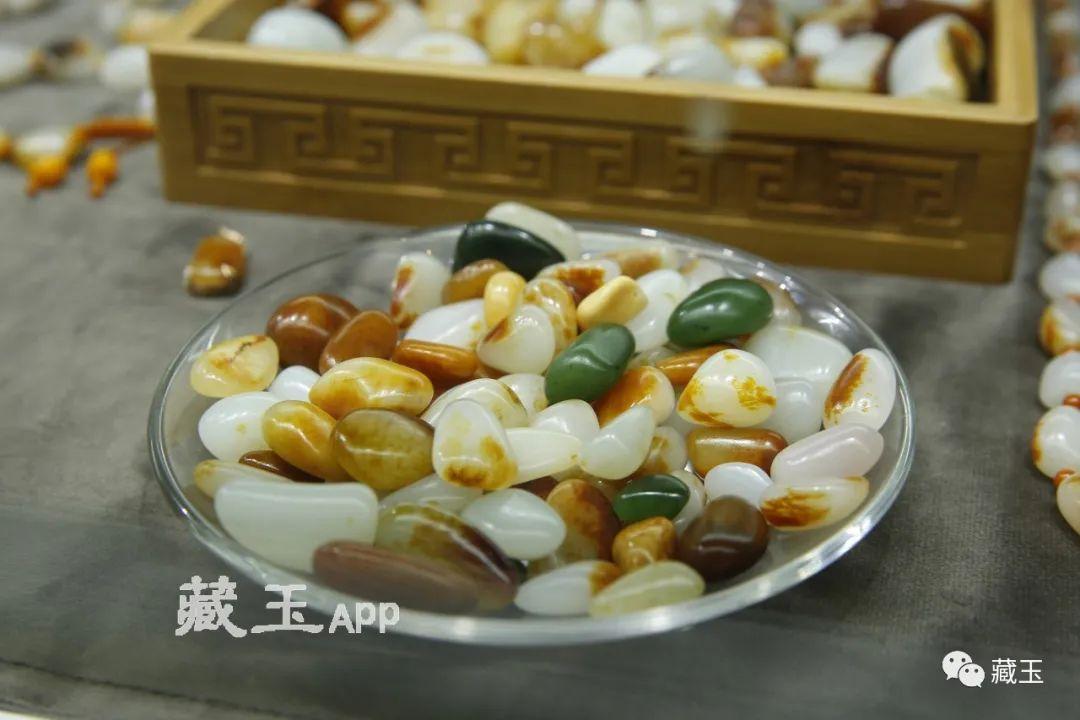 和田籽料價格多少錢一克(和田玉的八個等級)