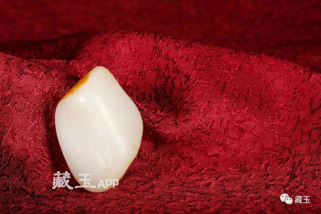 和田籽料價格多少錢一克(和田玉的八個等級)插圖6