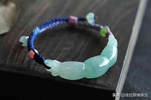 玉鐲子裂縫還能養人嗎(玉鐲裂了還能養人嗎)插圖9