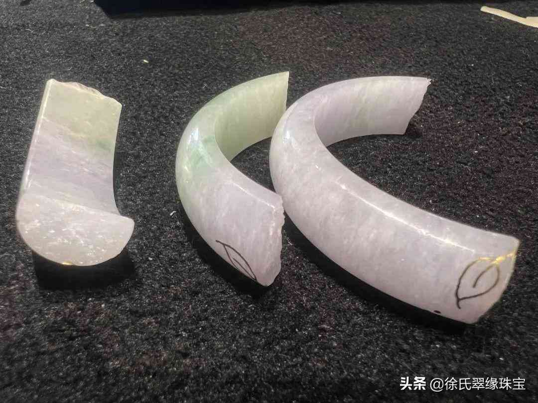 玉鐲子裂縫還能養人嗎(玉鐲裂了還能養人嗎)插圖13