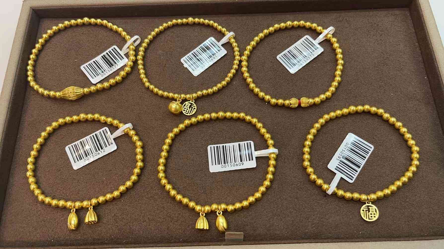 兩千多買了18k金項(xiàng)鏈貴嗎(兩千多買的金項(xiàng)鏈可以賣多少錢)插圖7