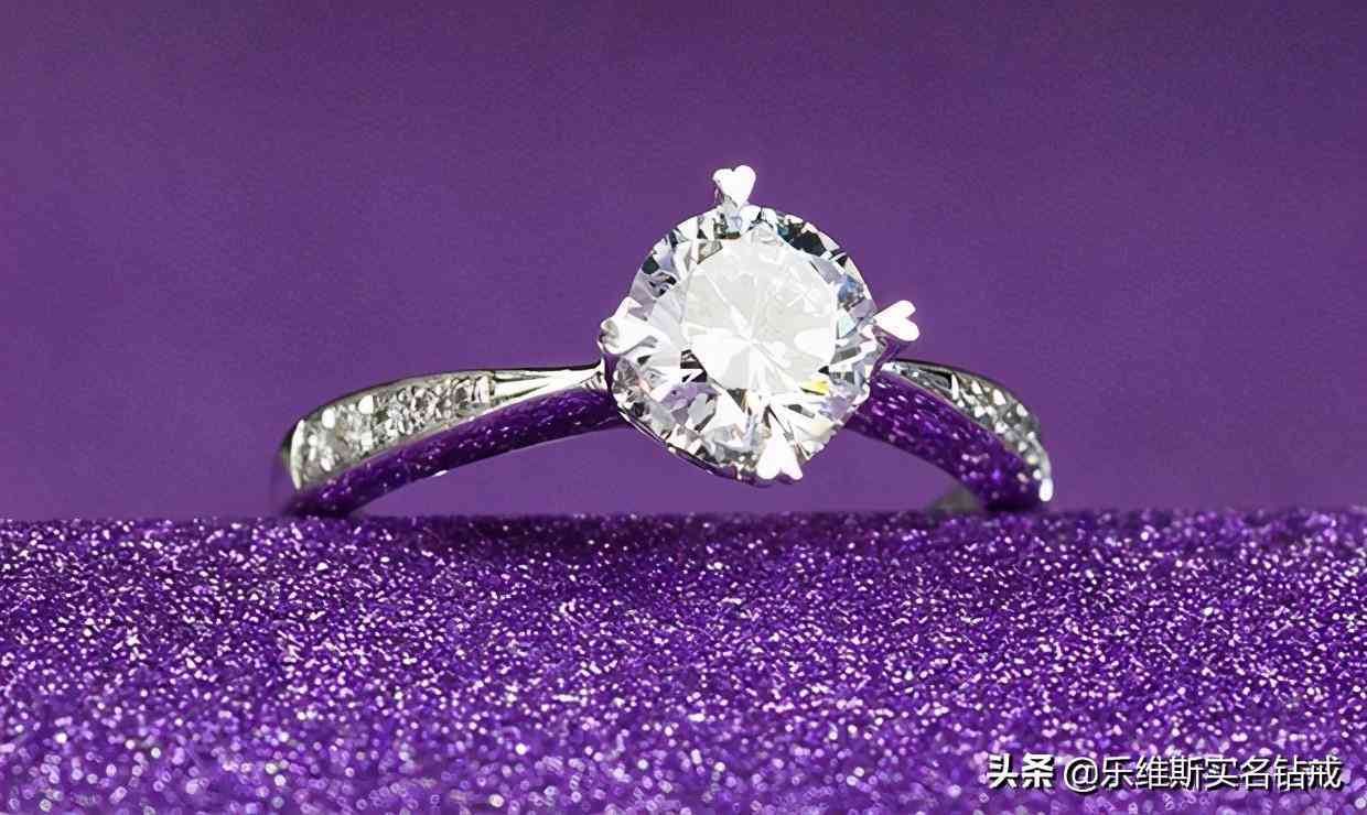 如何挑選結(jié)婚鉆戒(如何挑選結(jié)婚鉆戒尺寸)