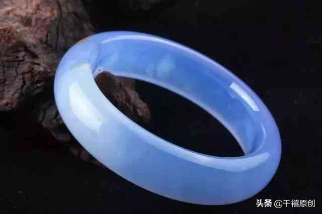 櫻花瑪瑙手鐲一般多少錢(櫻花瑪瑙其實就是塑料)插圖12