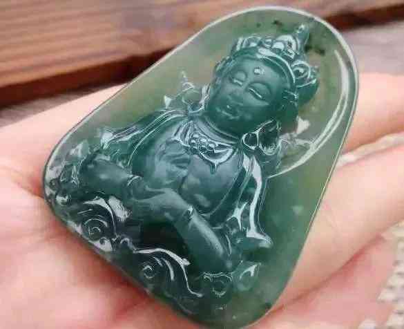 怎樣區分危料和翡翠(危料翡翠對身體有害嗎)插圖6