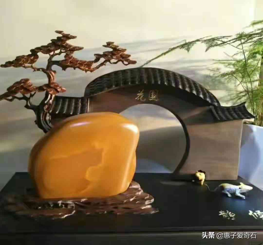 黃蠟石價格每克多少錢(黃蠟石的市場價格)插圖4
