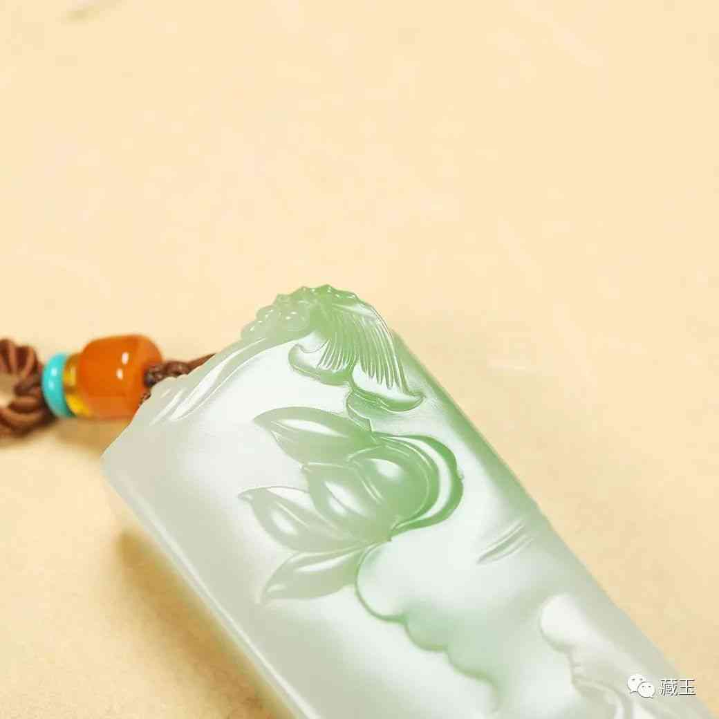 翠青玉手鐲價(jià)格(翠青手鐲圖片)插圖5