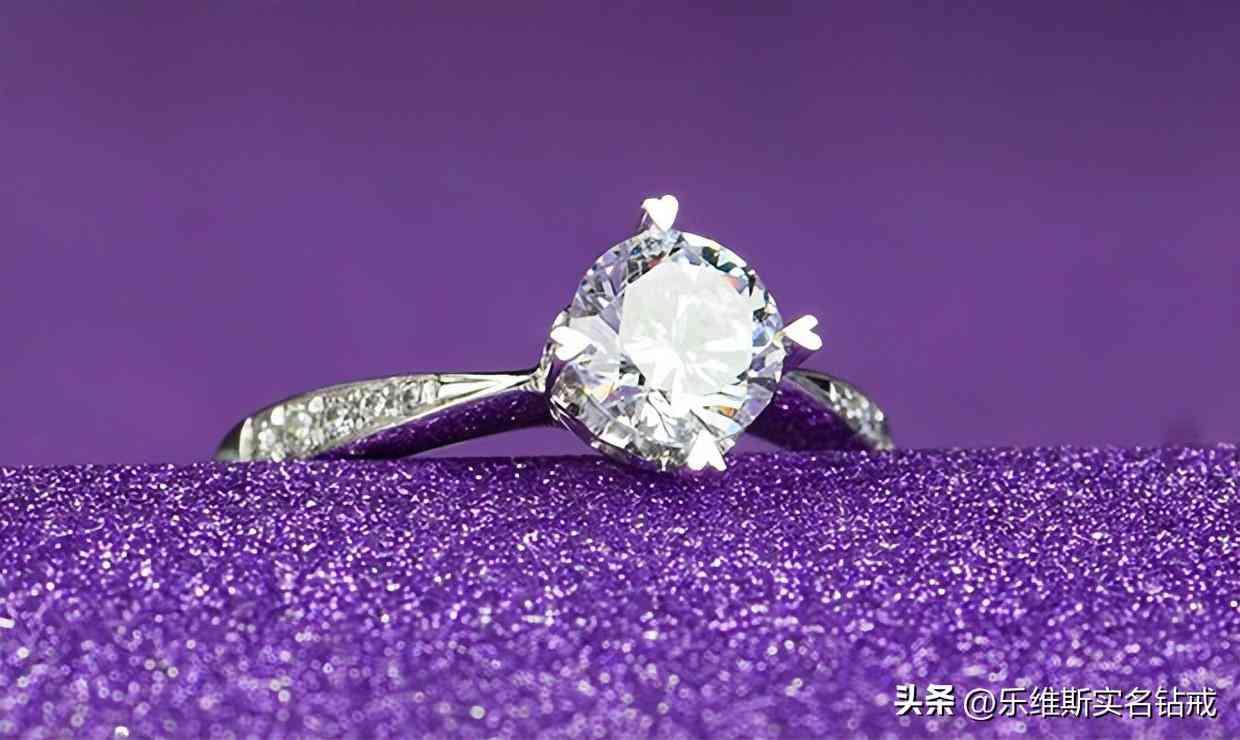 求婚戒指大小怎么能買合適(求婚戒指怎么挑)
