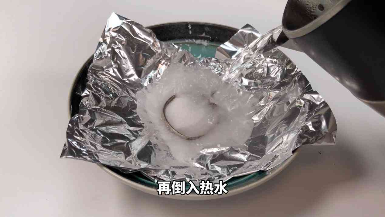 銀手鐲戴著變黑怎么清洗(銀手鐲戴著變黑怎么變白)插圖5