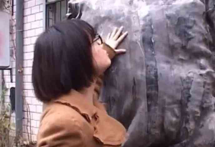 黑隕石價格多少錢一克(黑隕石價格能值多少錢一克)插圖4
