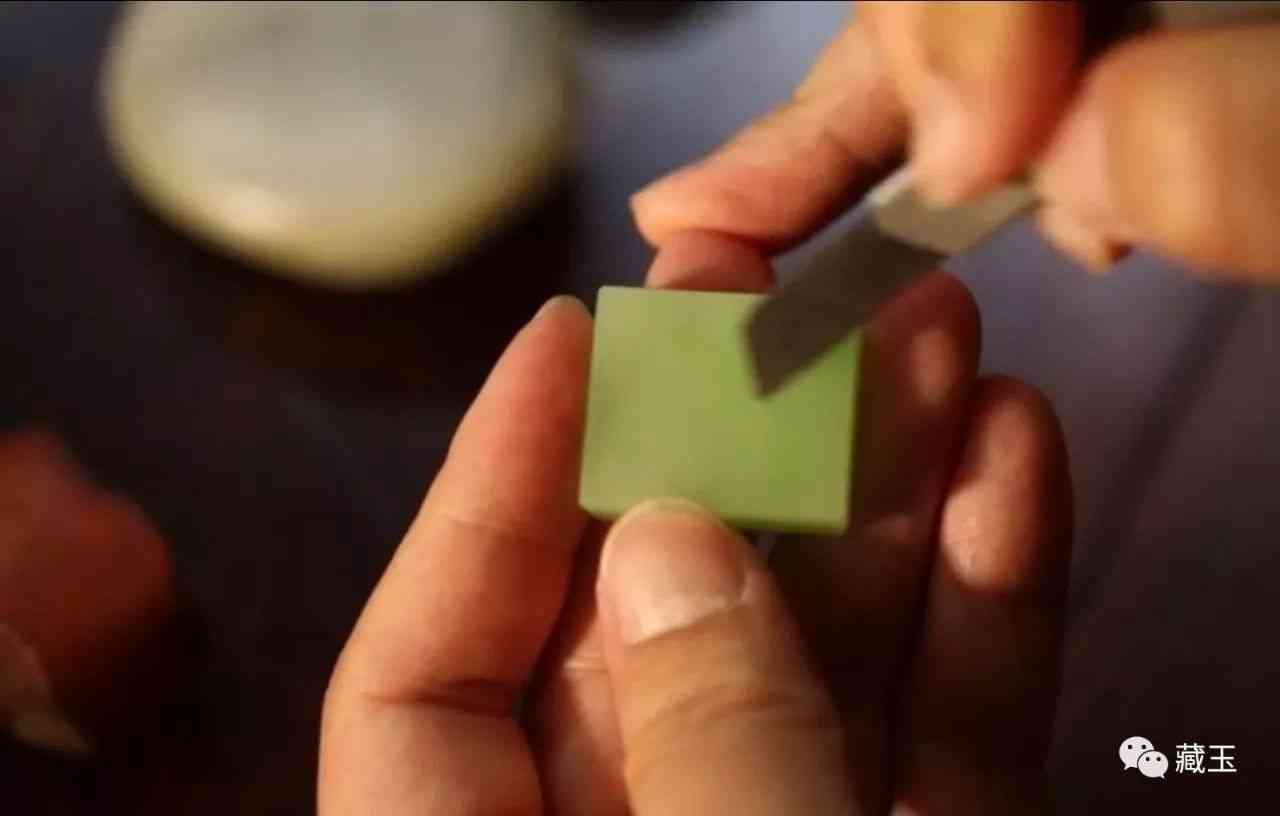 如何分辨和田玉的真假(如何分辨和田玉的真假鑒別)插圖4