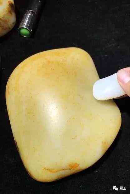如何分辨和田玉的真假(如何分辨和田玉的真假鑒別)插圖9