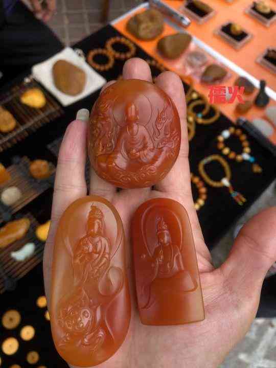 黃蠟石產(chǎn)地(黃蠟石哪里產(chǎn)地的最好)