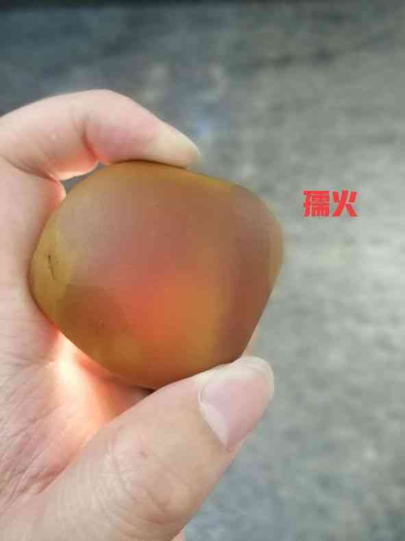 黃蠟石產(chǎn)地(黃蠟石哪里產(chǎn)地的最好)插圖31