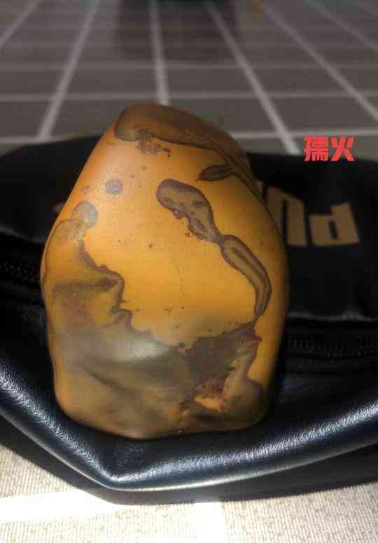 黃蠟石產(chǎn)地(黃蠟石哪里產(chǎn)地的最好)插圖48