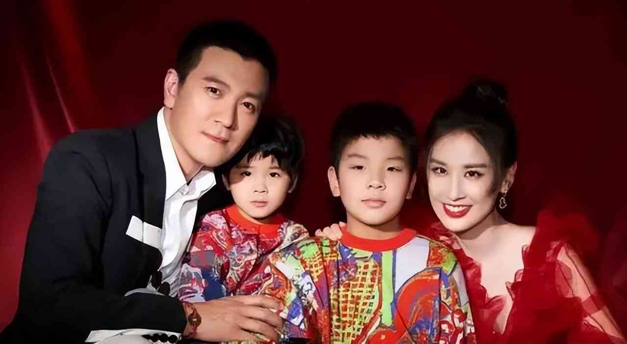 真的珍珠手鏈多少錢一串(真的珍珠手鏈多少錢一串圖片)