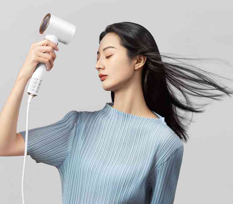 情人節送女朋友什么最好(情人節送女朋友什么最好的禮物)