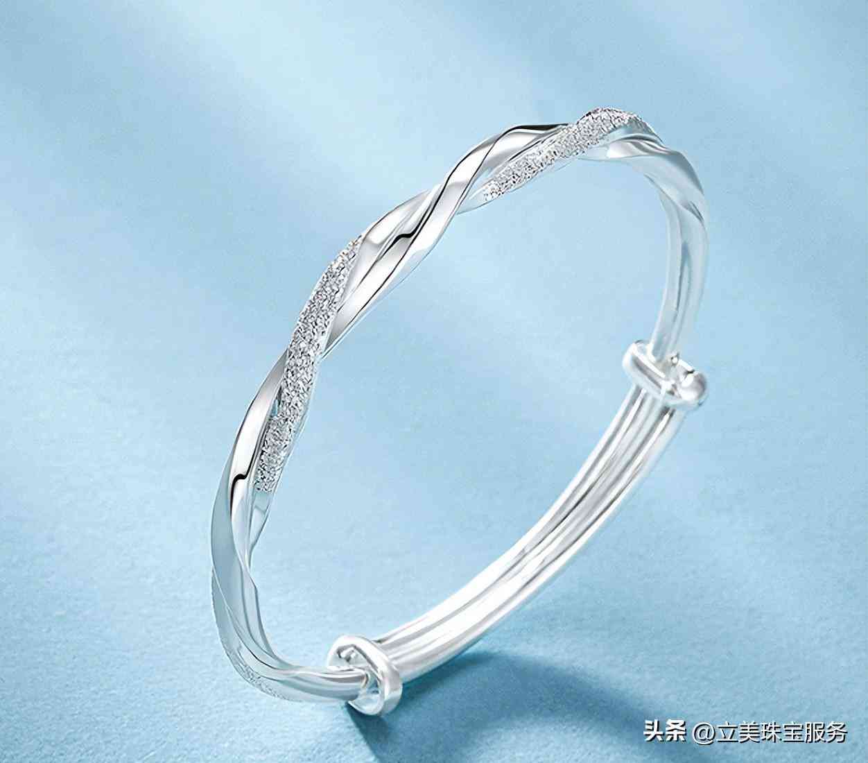 現在的銀手鐲什么價位(現在的銀手鐲什么價位最好)
