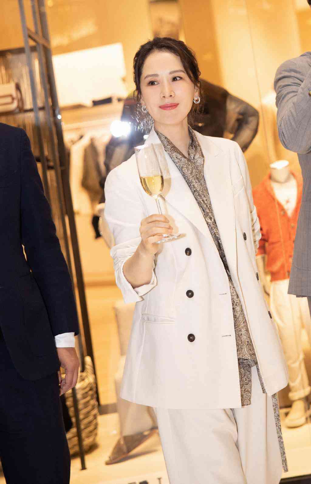 耳環搭配技巧口訣(耳環搭配技巧口訣大全)