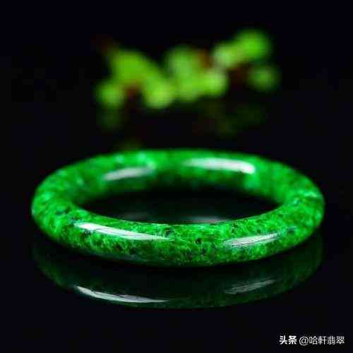 玉扳指的正確戴法(玉扳指怎么佩戴)