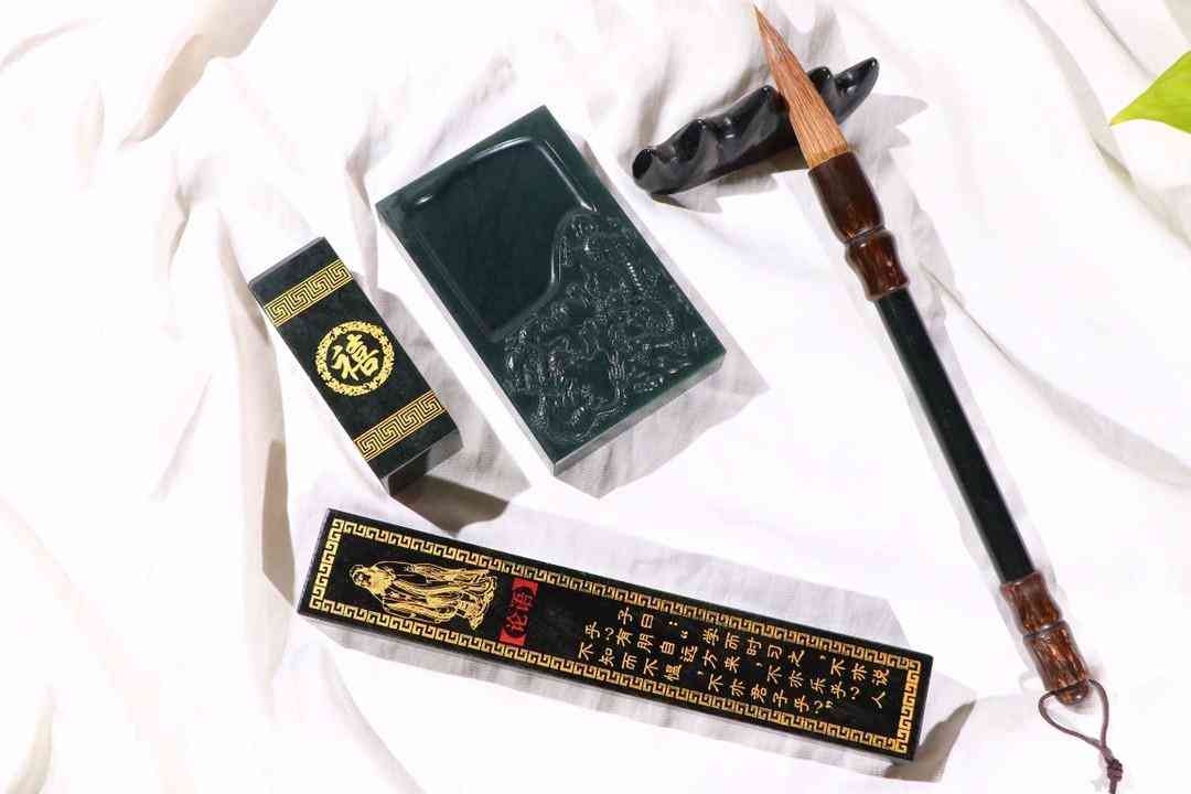 新疆和田玉(新疆和田玉怎么看真假)