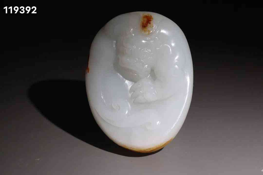 翡翠跟和田玉哪個(gè)更好(玉和翡翠哪個(gè)對(duì)身體最好)