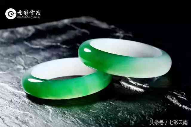 水沫玉和玉髓的區別(水沫玉和玉髓哪個更有價值)