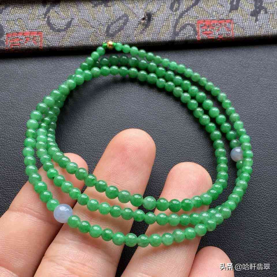 一二百塊的翡翠是真的嗎(怎么分辨翡翠真假最簡(jiǎn)單的方法)