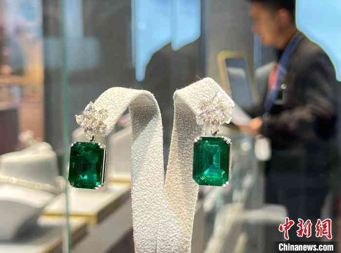菜百投資金條價(jià)格今天多少一克(菜百投資金條價(jià)格走勢(shì))
