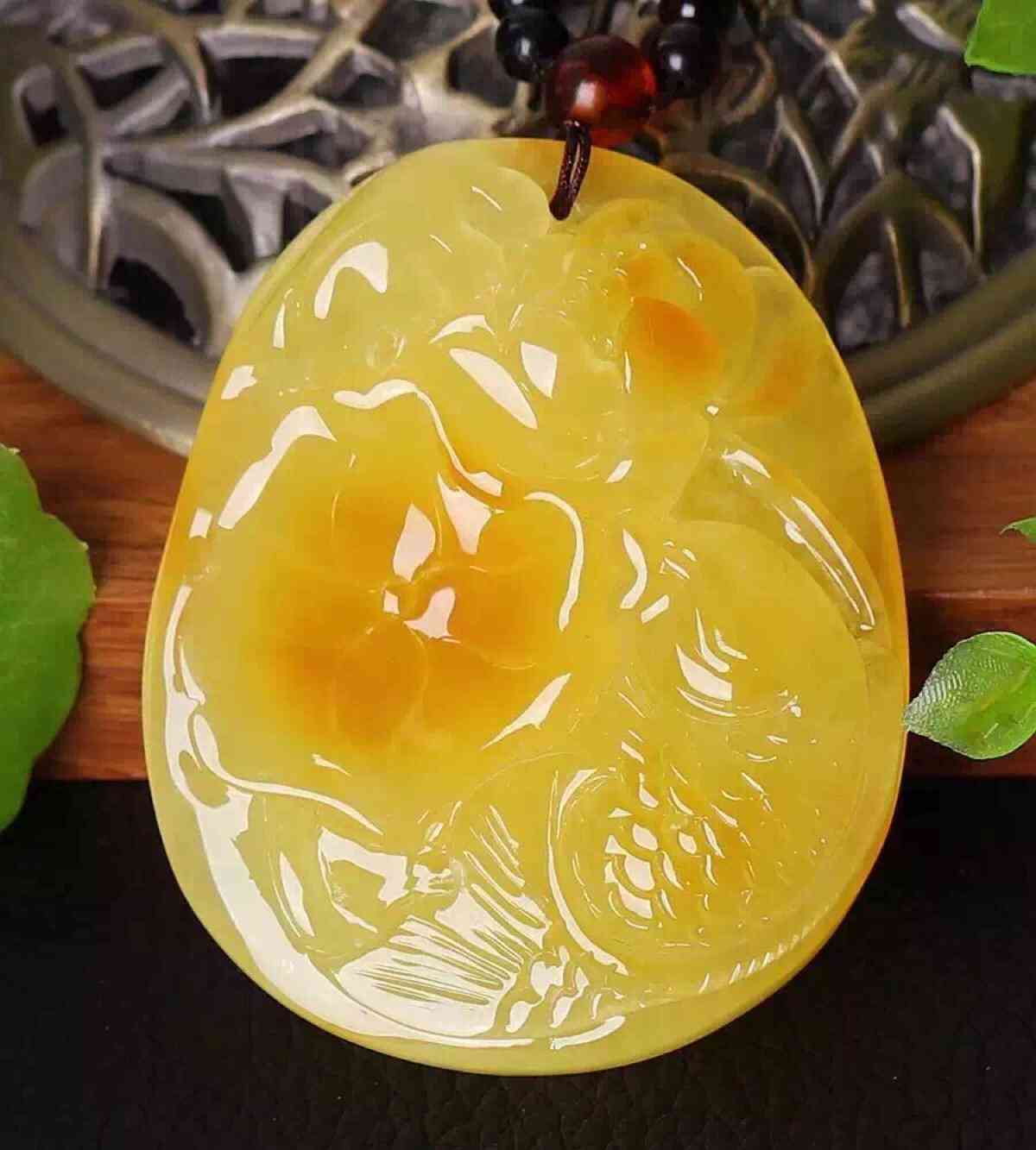 二代蜜蠟最簡單的鑒別方法(蜜蠟和二代蜜蠟怎么區分)