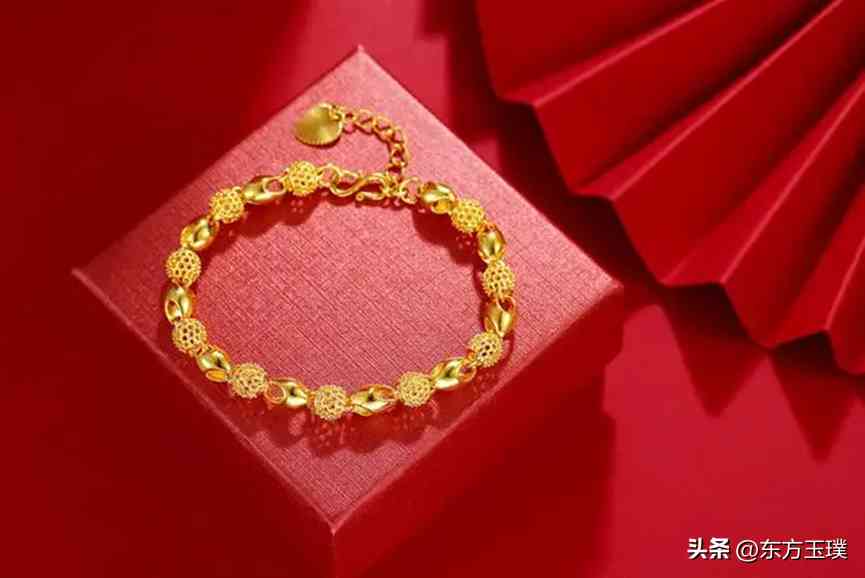 銀手鏈變黑了怎么清洗(銀飾發黑怎么清洗)
