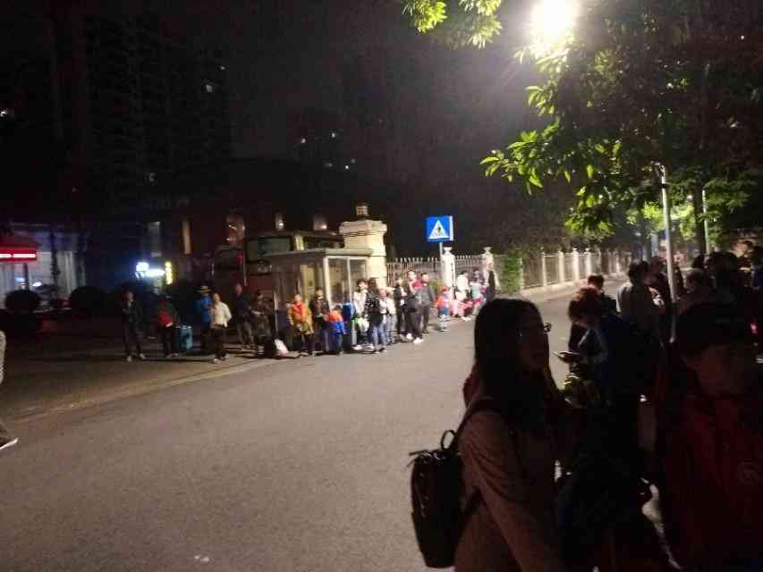 周大福沙金多少錢一克(周大福為什么都是沙金,和黃金有什么區別)