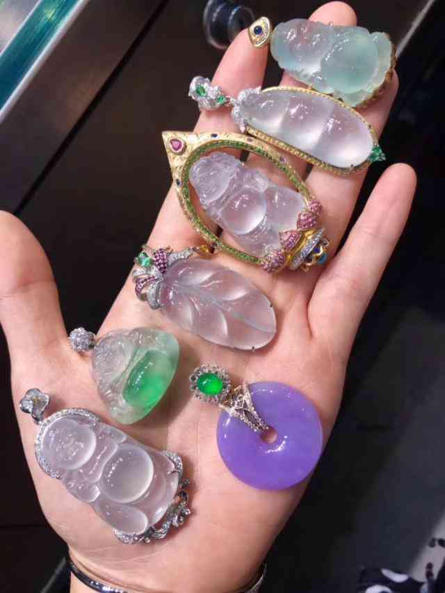 人工合成玉和天然玉有什么區別(人工合成玉對身體有害嗎)