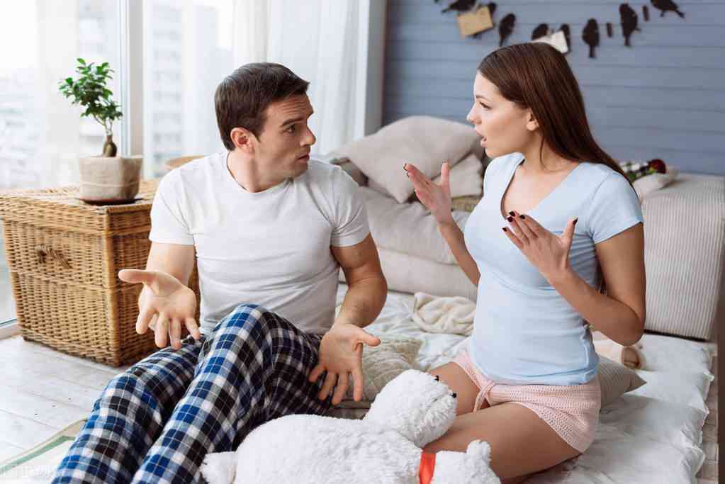 對戒是訂婚用還是結婚用(對戒是訂婚后戴的嗎?知乎)