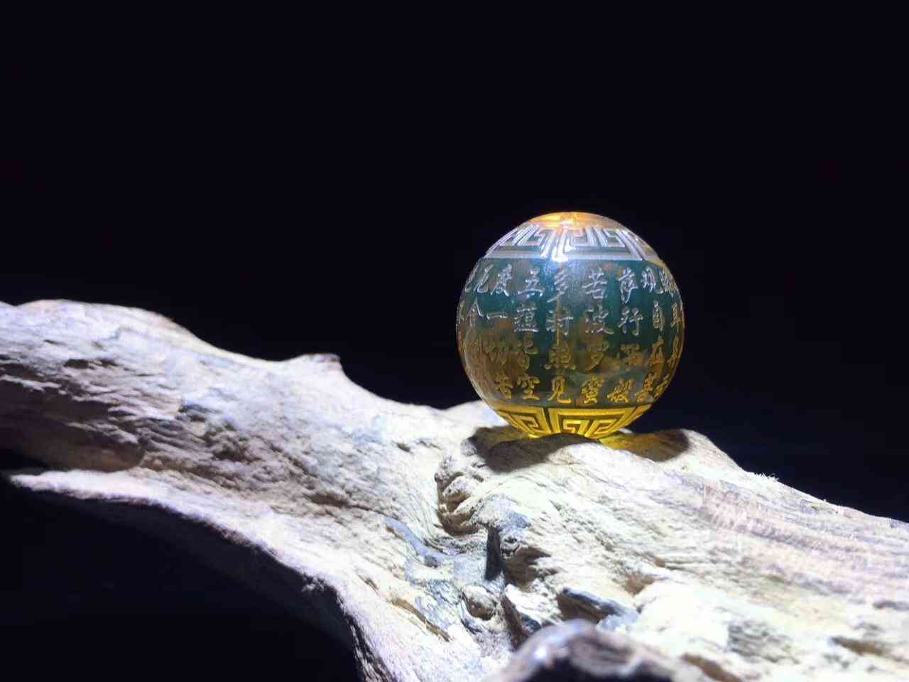 藍琥珀價格多少錢一克(藍琥珀有收藏價值嗎)
