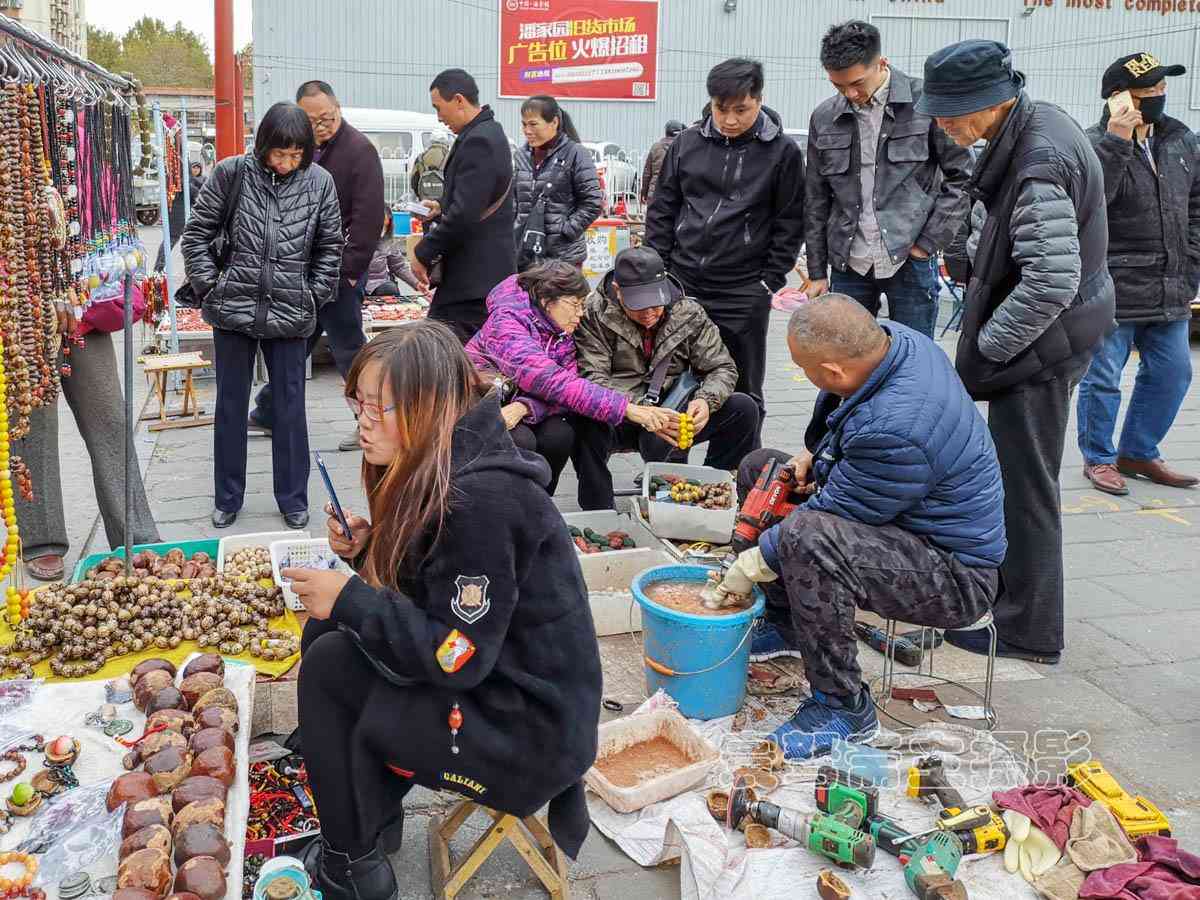 想知道“千眼菩提”是一種什么樣的文玩飾品么，那就來這里看看吧