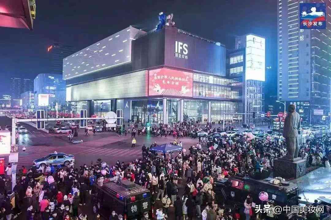 化妝品店整年規劃(化妝品店發展趨勢)